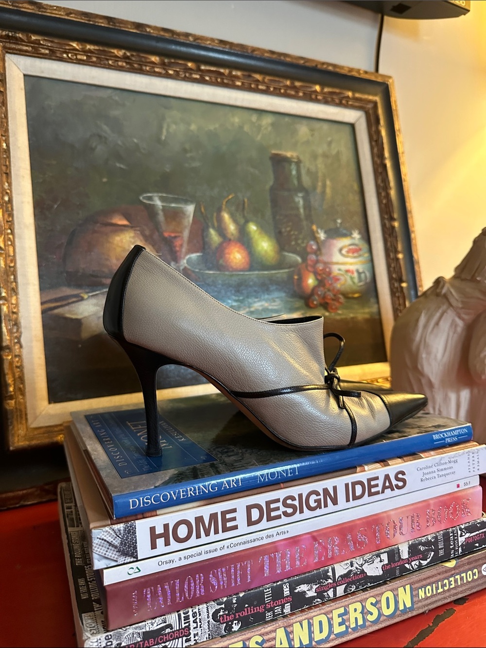 Manolo Blahnik Cap Toe Leather Bow Pumps - Picture 3 of 6